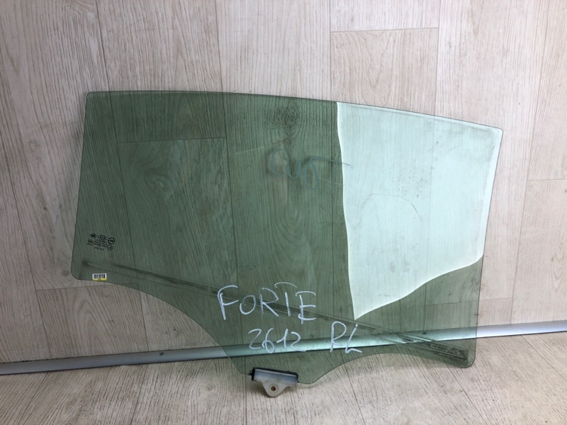 Стекло двери заднее левое FORTE YD 12- 2015 YD 1.8 G4NB