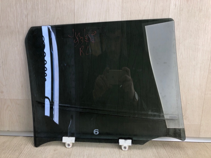 Стекло двери заднее левое JUKE 10-19 2011 F15 1.6 MR16DDT