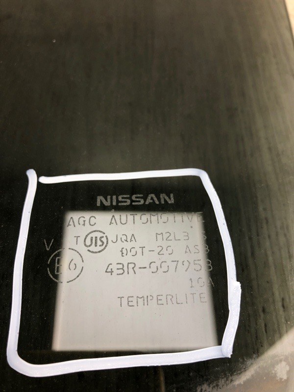 Стекло двери заднее левое NISSAN JUKE 10-19 F15 1.6 MR16DDT