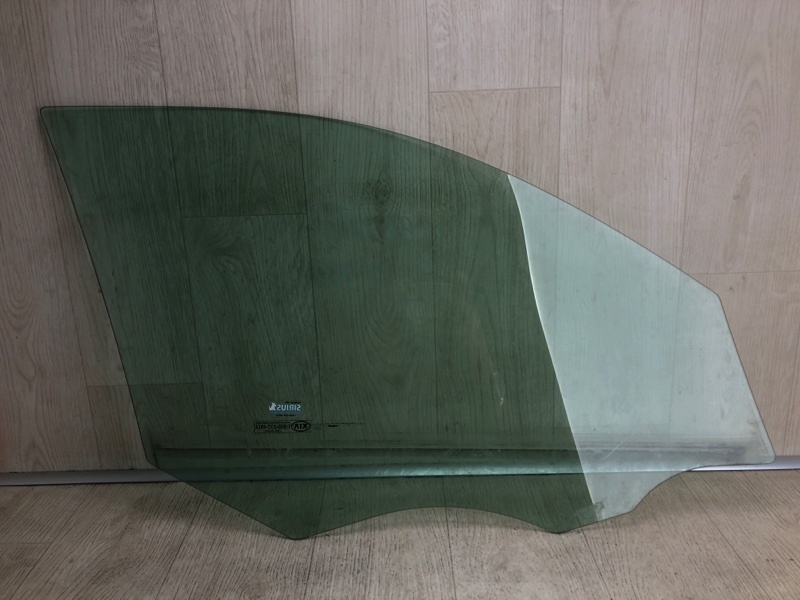 Стекло двери переднее левое SORENTO XM 09-14 2010 XM 3.5 G6DC