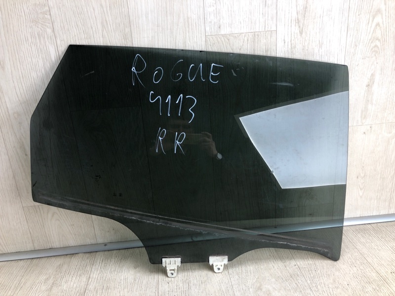 Стекло двери заднее правое NISSAN ROGUE 08-15 2010 S35 2.5 QR25DE 82300-JM01A Б/У