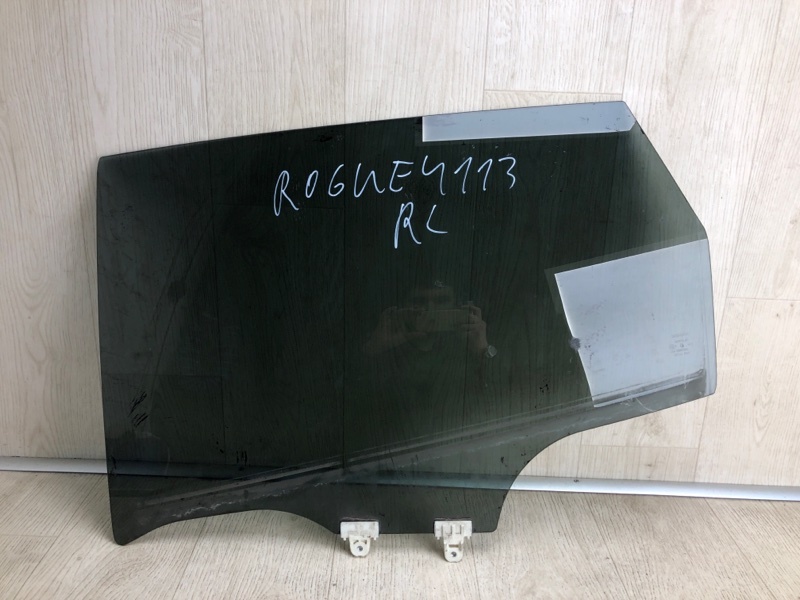 Стекло двери заднее левое NISSAN ROGUE 08-15 2010 S35 2.5 QR25DE 82301-JM01A Б/У