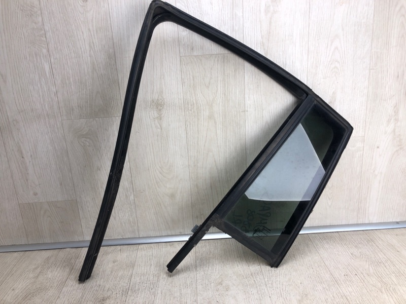 Запчасть стекло двери глухое заднее левое JEEP COMPASS 06-16 2013 MK49 2.4 ED3 5160065AH Б/У Стекло двери глухое заднее левое JEEP COMPASS 06-16 2013 MK49 2.4 ED3 5160065AH Б/У