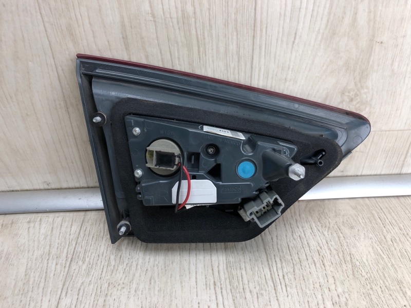 Фонарь внутренний правый FORD FUSION 14- CD4 C25HDEX