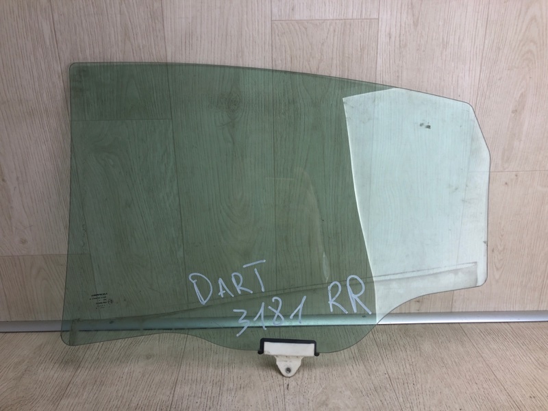 Стекло двери заднее правое DART 12-16 2014 PF 2.4 ED6