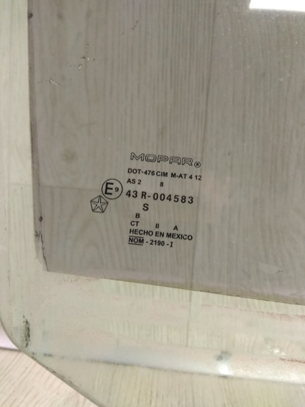 Стекло двери переднее правое DODGE JOURNEY 08-20 JC 3.5 EGF