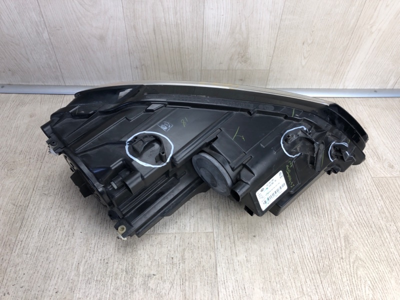 Фара левая JETTA USA 10-17 2016 162 1.4 CZTA