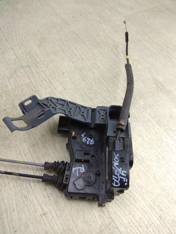 Замок двери задний левый SONATA YF 10-14 2013 YF 2.4 G4KJ