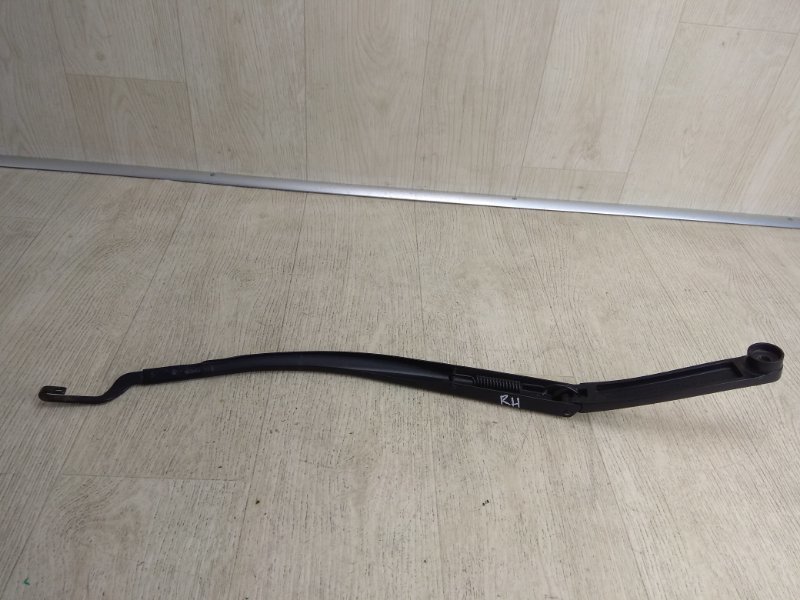 Поводок стеклоочистителя передний правый SONATA YF 10-14 2013 YF 2.4 G4KJ