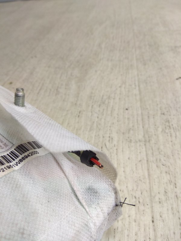 Подушка безопасности в сиденье правая RIO UB 2011-2017