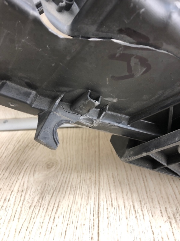 Фара правая NV200 USA 13- 2020 M20XUS 2.0 MR20DE