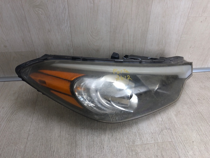 Фара правая KIA FORTE YD 12- 2015 YD 1.8 G4NB 92102-A7200 Б/У