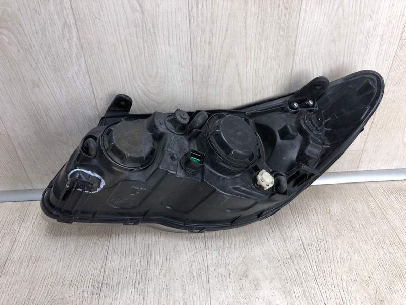 Фара правая ELANTRA HD 06-11 2007 HD 2.0 G4GC