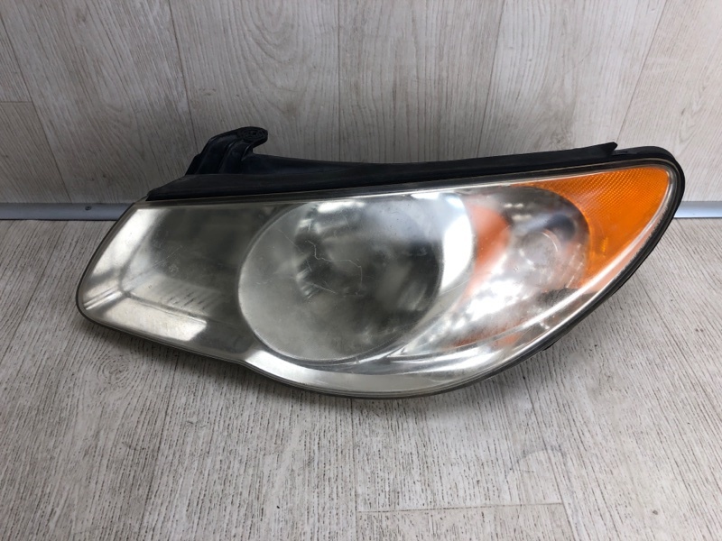 Фара левая HYUNDAI ELANTRA HD 06-11 2007 HD 2.0 G4GC 92101-2H050 Б/У