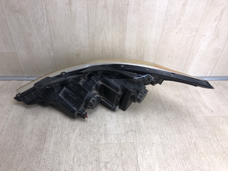 Фара правая SONATA YF 10-14 2011 YF 2.4 G4KJ