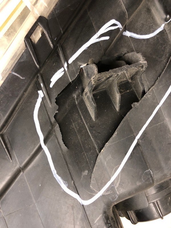 Фара правая SONATA YF 10-14 2011 YF 2.4 G4KJ