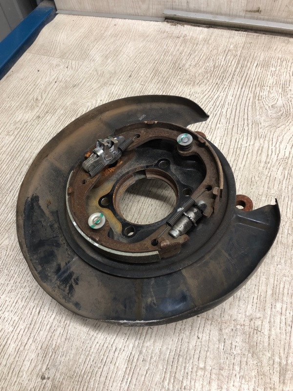 Цапфа задняя левая PATHFINDER R52 12-21 2013 R52 3.5 VQ35DE