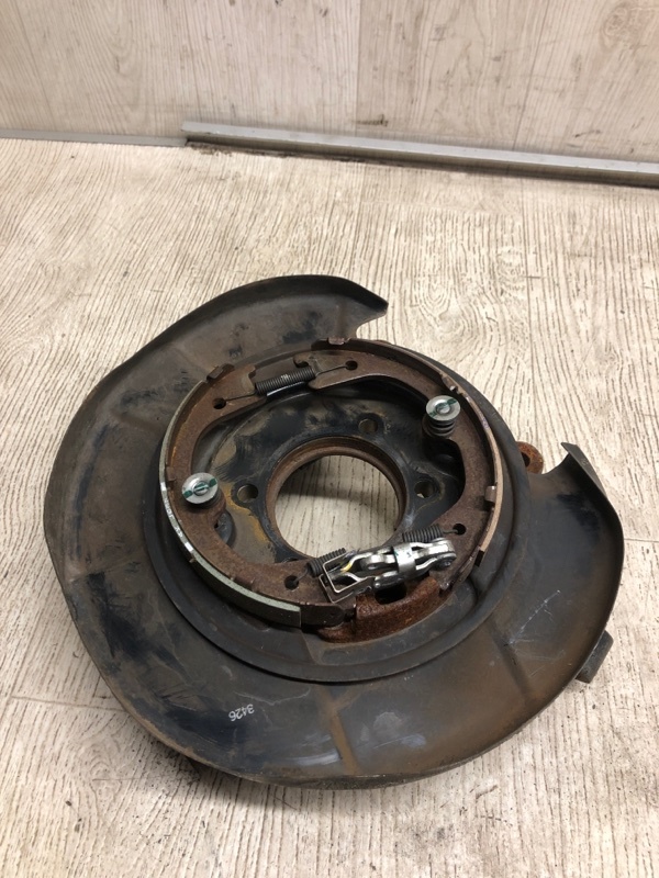 Цапфа задняя правая PATHFINDER R52 12-21 2013 R52 3.5 VQ35DE Цапфа задняя правая PATHFINDER R52 12-21 2013 R52 3.5 VQ35DE