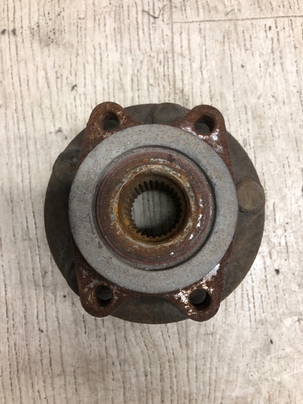 Ступица передняя JUKE 10-19 2011 F15 1.6 MR16DDT