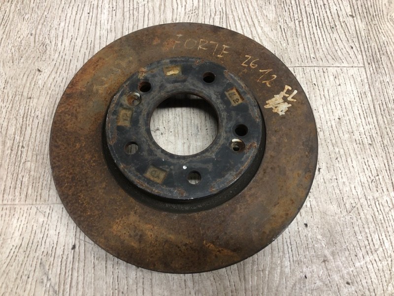 Тормозной диск передний KIA FORTE YD 12- 2015 YD 1.8 G4NB 51712-A7000 Б/У