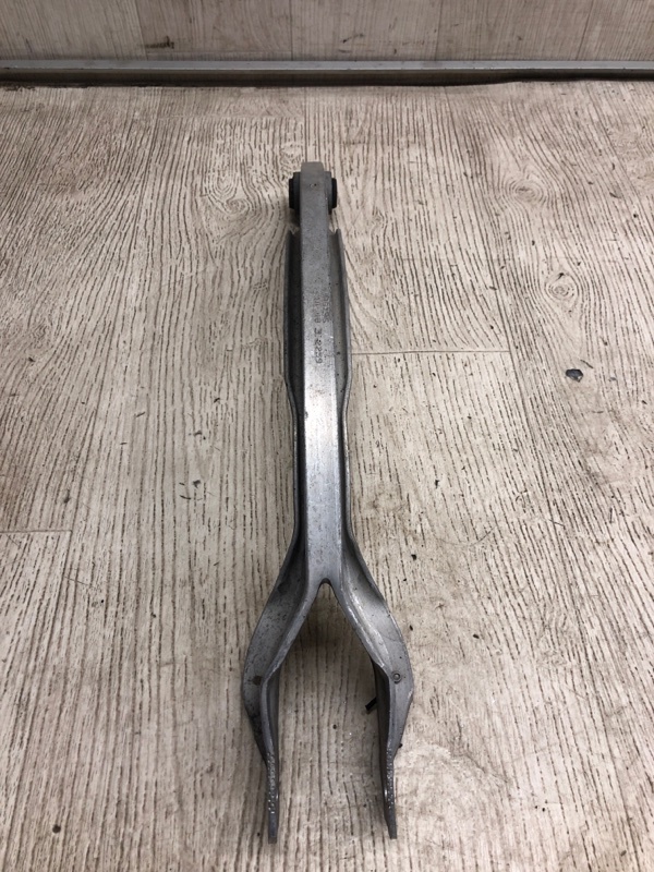 Рычаг задней подвески поперечный верхний DART 12-16 2014 PF 2.4 ED6