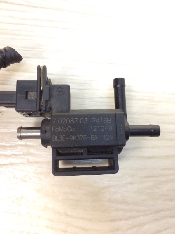 Клапан электромагнитный (вакуумный) FORD ESCAPE 12-19 TM2 2.0 HDTX