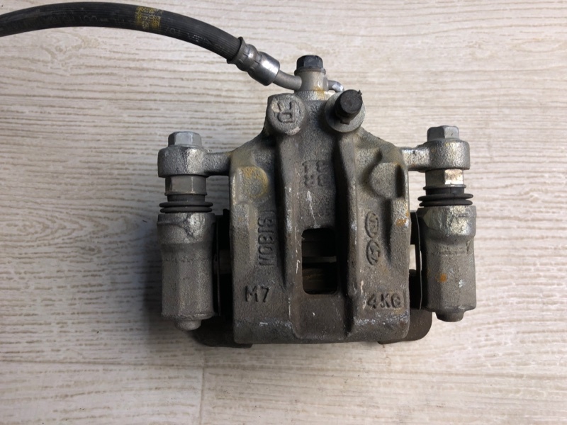 Суппорт тормозной задний правый HYUNDAI TUCSON LM 09-15 2014 LM 2.0 G4KD 58230-2S100 Б/У