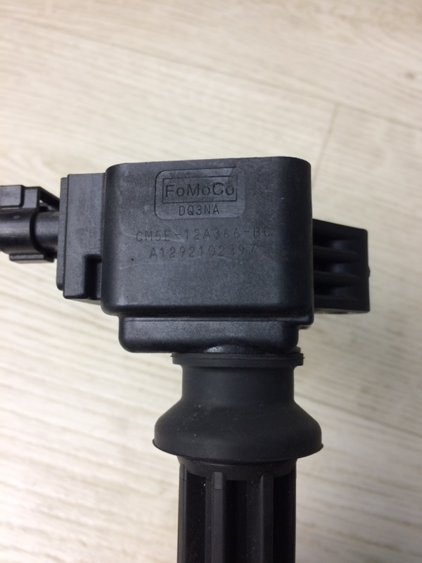 Катушка зажигания FORD ESCAPE 12-19 TM2 2.0 HDTX