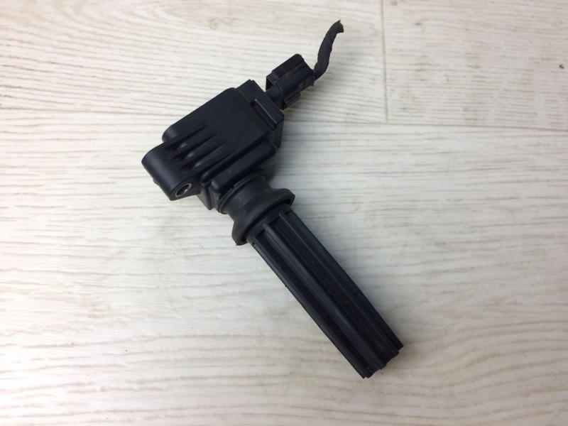 Катушка зажигания FORD ESCAPE 12-19 2012 TM2 2.0 HDTX CM5E-12A366-BC Б/У