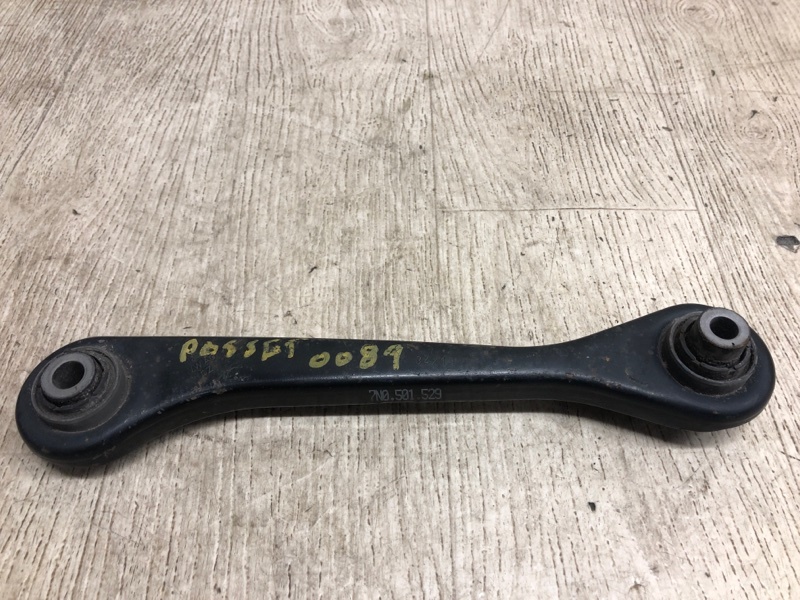 Рычаг задней подвески поперечный нижний левый VOLKSWAGEN PASSAT B7 11-15 A32 7N0 501 529 Б/У