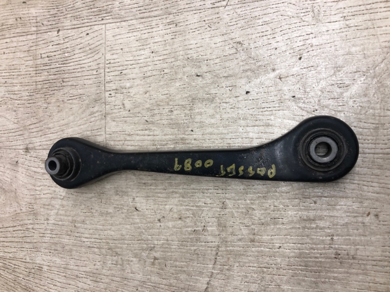 Рычаг задней подвески поперечный нижний левый PASSAT B7 11-15 A32