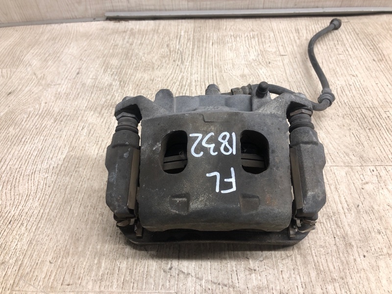 Суппорт тормозной передний левый NISSAN PATHFINDER R52 12-21 2013 R52 3.5 VQ35DE 41011-3JA0A Б/У