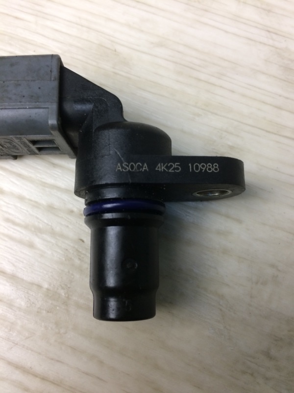 Датчик положения распредвала FORD FOCUS 10-18 CB8 2.0 XQDA Датчик положения распредвала FORD FOCUS 10-18 CB8 2.0 XQDA