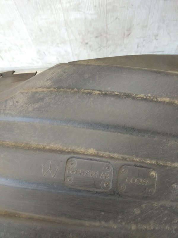 Подкрылок задний левый JOURNEY 08-20 2011 JC 3.6 ERB