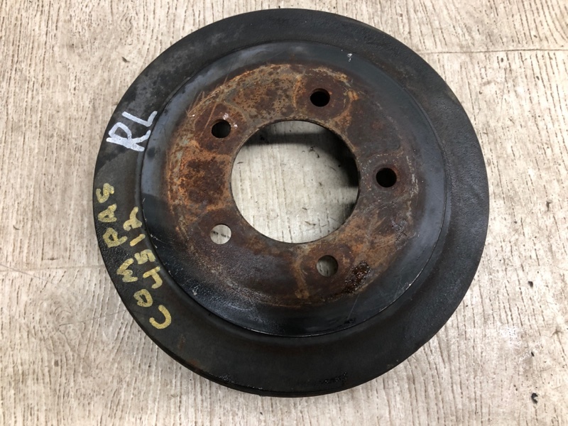 Запчасть тормозной барабан JEEP COMPASS 06-16 2016 MK49 2.0 ECN 5105617AB Б/У Тормозной барабан JEEP COMPASS 06-16 2016 MK49 2.0 ECN 5105617AB Б/У