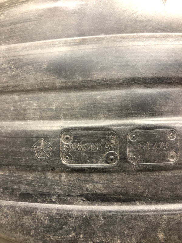 Подкрылок задний правый JOURNEY 08-20 2015 JC 3.6 ERB