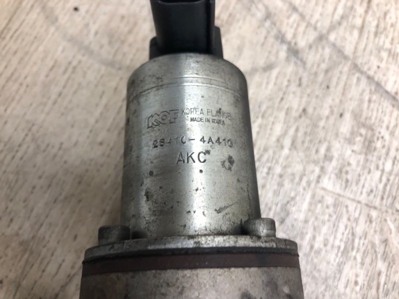 Клапан EGR SORENTO BL 02-09 BL 2.5 CRDI D4CB Клапан EGR SORENTO BL 02-09 BL 2.5 CRDI D4CB