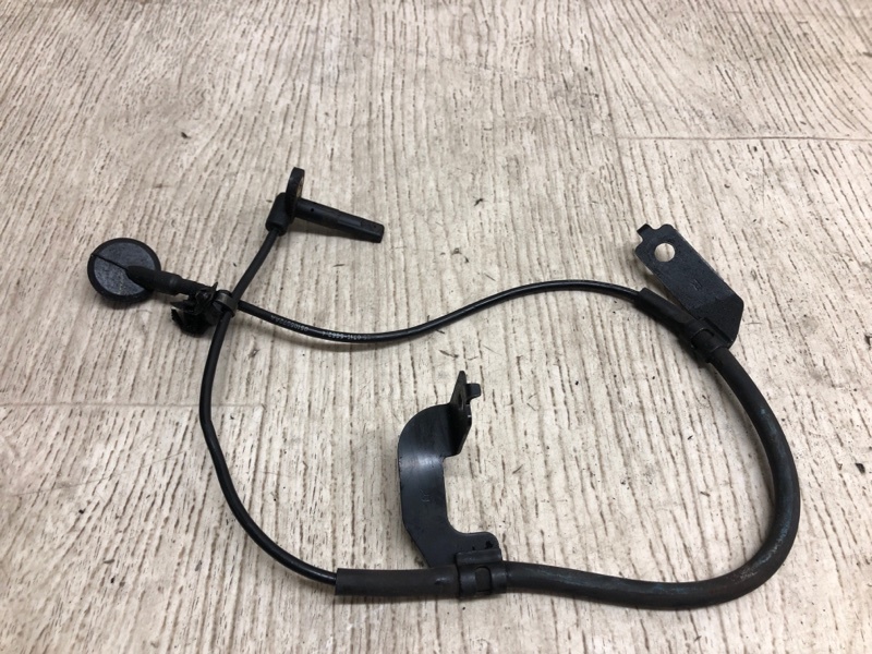 Запчасть датчик abs передний правый JEEP PATRIOT 10-17 2014 MK74 2.4 ED3 5105572AA Б/У Датчик ABS передний правый JEEP PATRIOT 10-17 2014 MK74 2.4 ED3 5105572AA Б/У