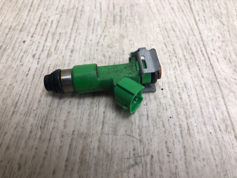 Форсунка топливная PATHFINDER R52 12-21 2014 R52 3.5 VQ35DE