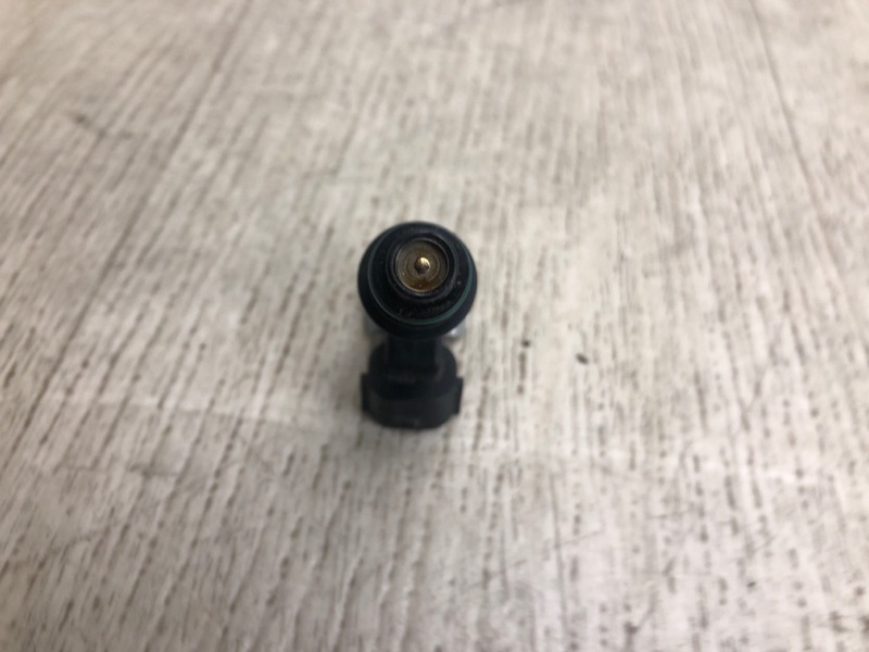 Форсунка топливная NISSAN NV200 USA 13- M20XUS 2.0 MR20DE