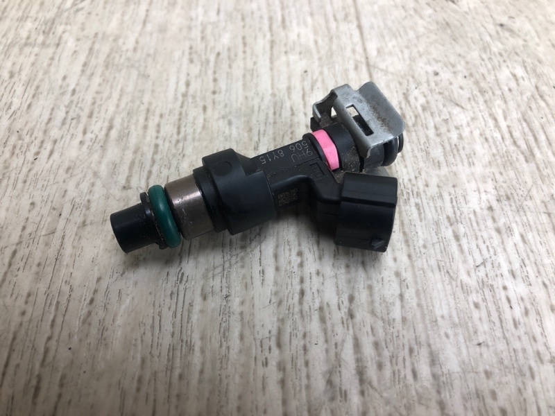 Форсунка топливная NISSAN NV200 USA 13- 2019 M20XUS 2.0 MR20DE 16600-EN200 Б/У