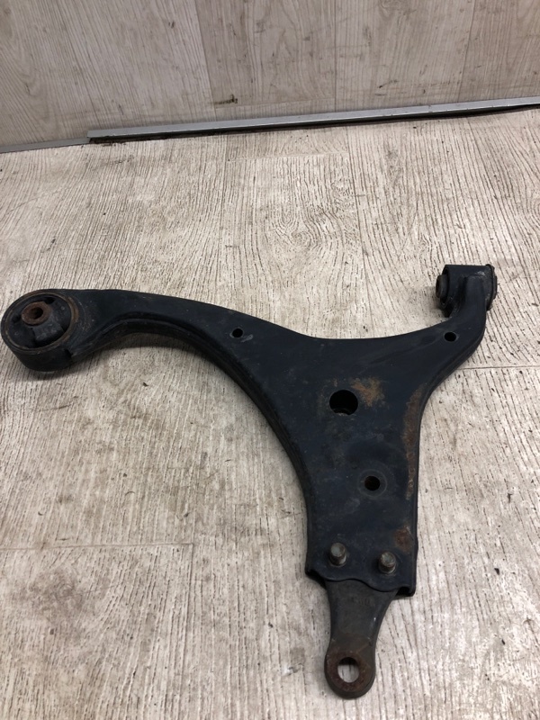 Рычаг передней подвески нижний правый ELANTRA HD 06-11 2009 HD 2.0 G4GC