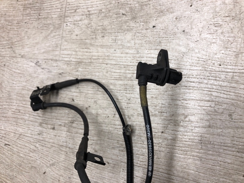 Датчик ABS передний правый FORTE/CERATO TD 08-13 2013 TD 2.0 G4KD