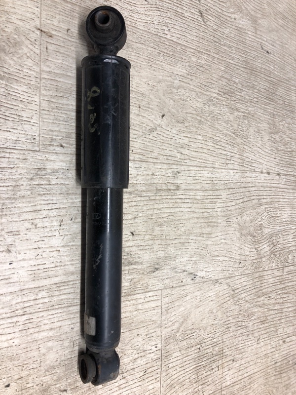 Амортизатор задний KIA FORTE/CERATO TD 08-13 2013 TD 2.0 G4KD 55300-1M360 Б/У