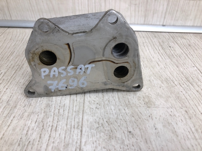 Теплообменник двигателя PASSAT B8 14- 2015 A32 1.8 CPRA