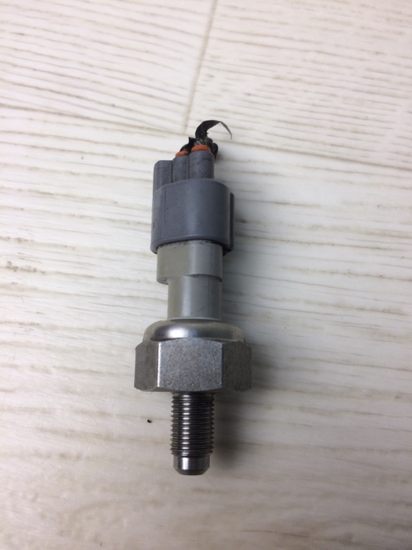 Датчик давления топлива FOCUS 10-18 2015 CB8 2.0 XQDA