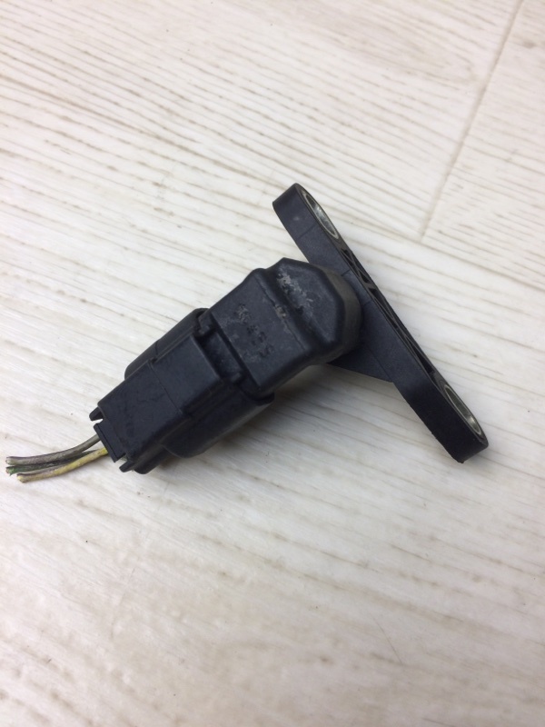 Датчик положения коленвала FORD FOCUS 10-18 CB8 2.0 XQDA