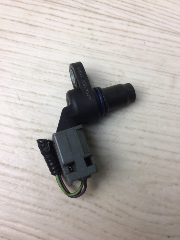 Датчик положения распредвала FOCUS 10-18 2015 CB8 2.0 XQDA