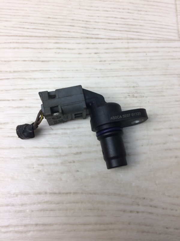Датчик положения распредвала FOCUS 10-18 2015 CB8 2.0 XQDA