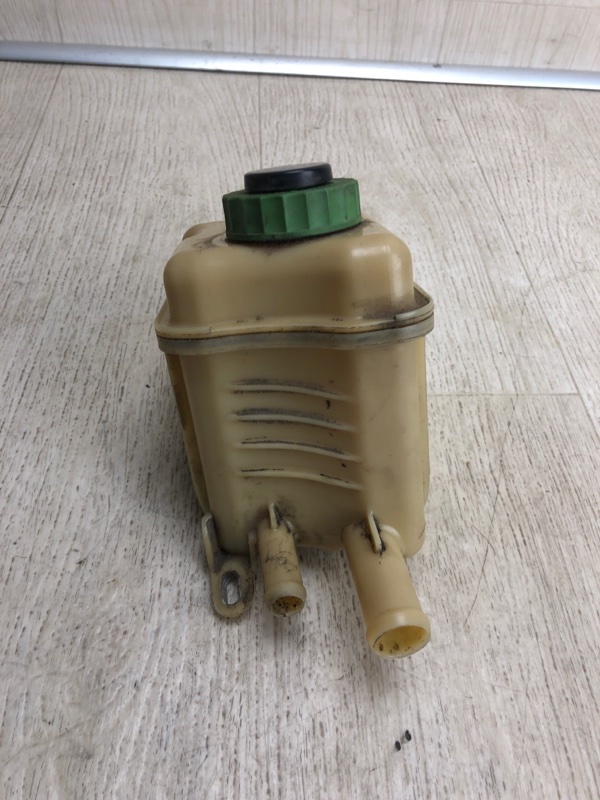 Бачок ГУР VOLKSWAGEN TOUAREG 02-10